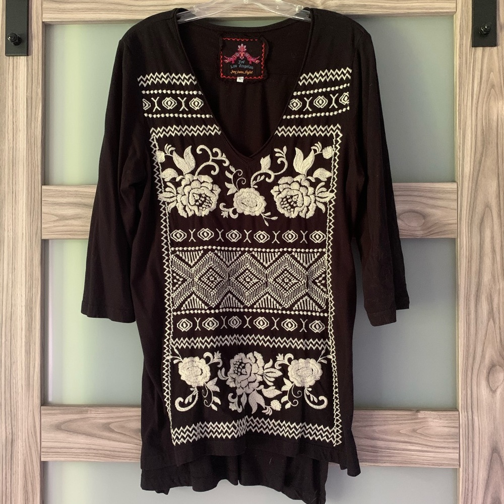 JWLA embroidered tunic top